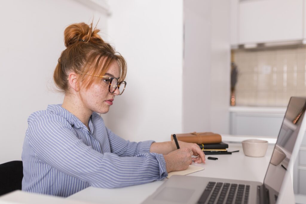side-view-female-teacher-home-online-class side view female teacher home online class